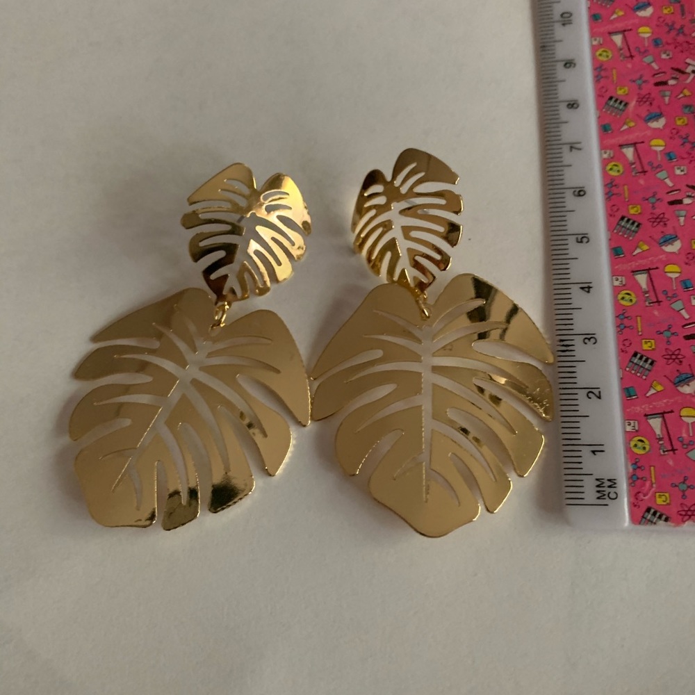 Goldtone Bohemia Big Leaves Pendant Earrings - Picture 4 of 4
